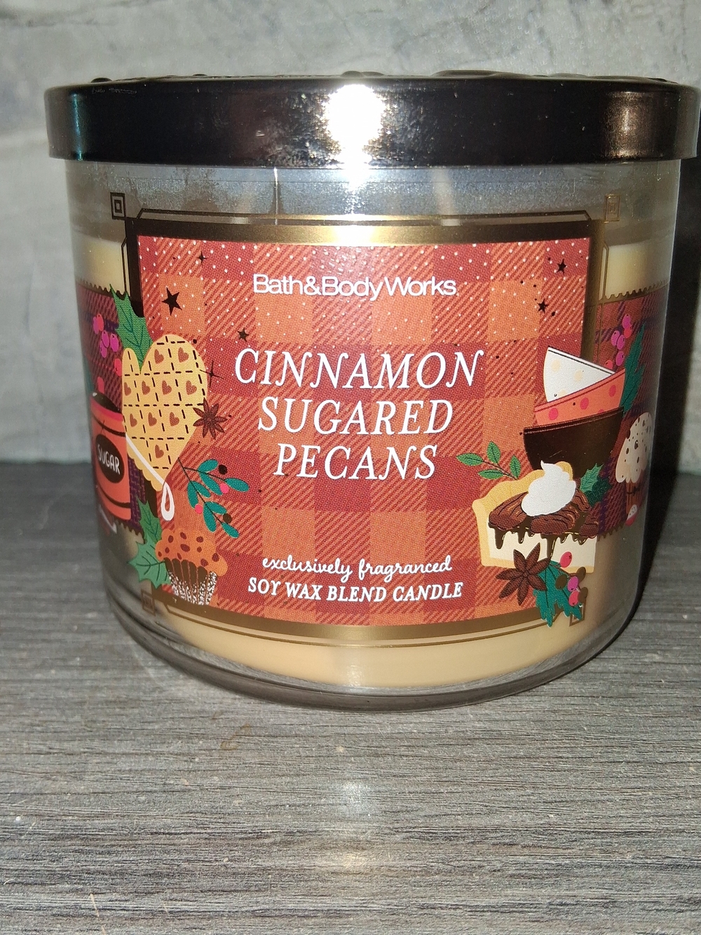 Bath & Body Works Cinnamon Sugared Pecans 3-Wick Soy Wax Candle 14.5 oz. NEW
